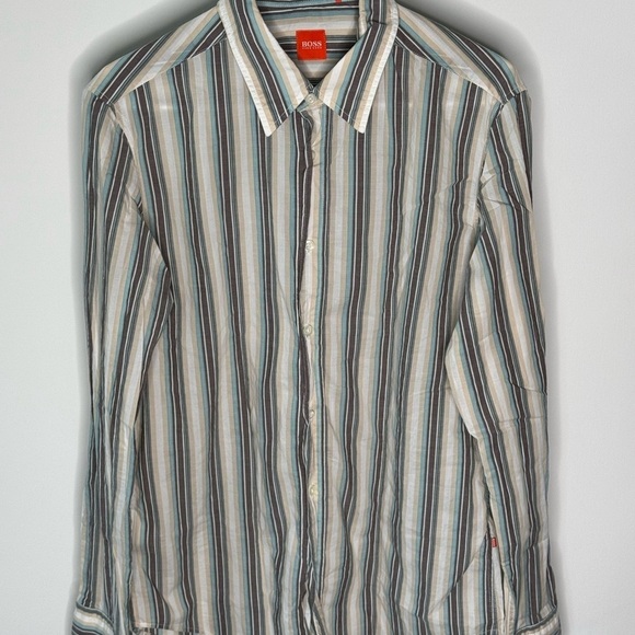 Hugo Boss Brown and Blue Casual Button Down Shirt - Picture 5 of 9